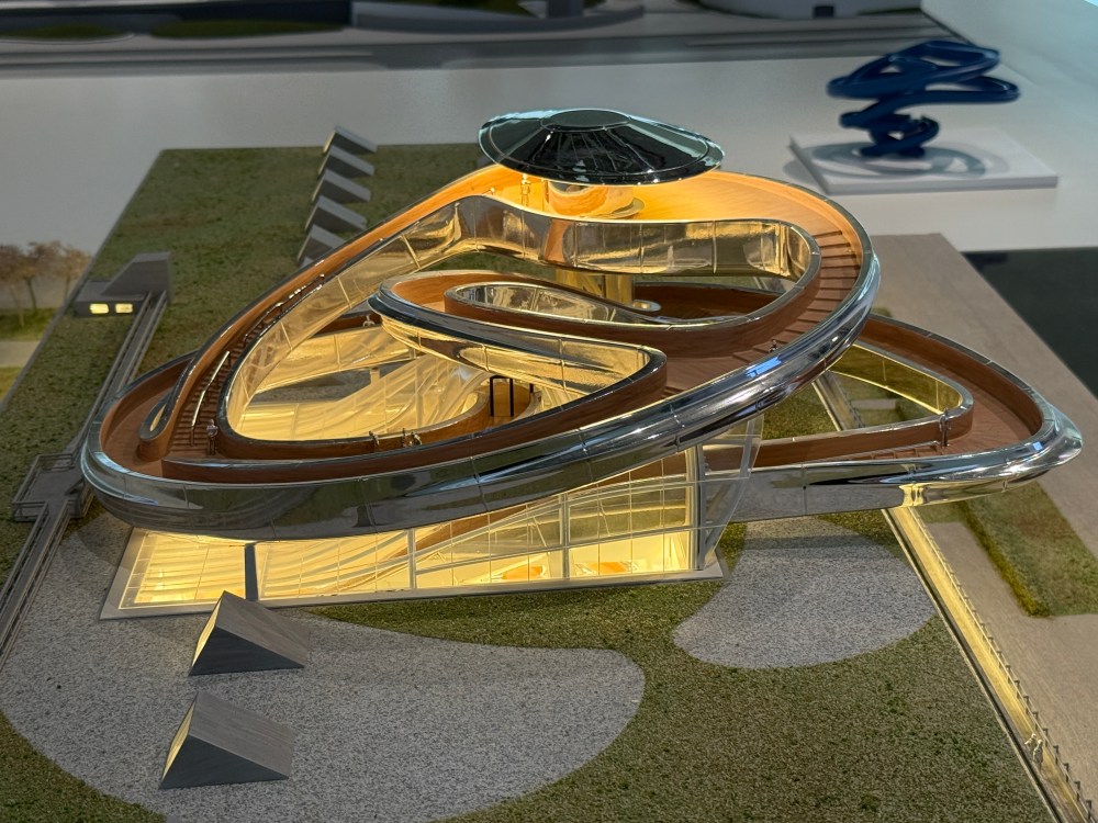 Modell Fenix Museum